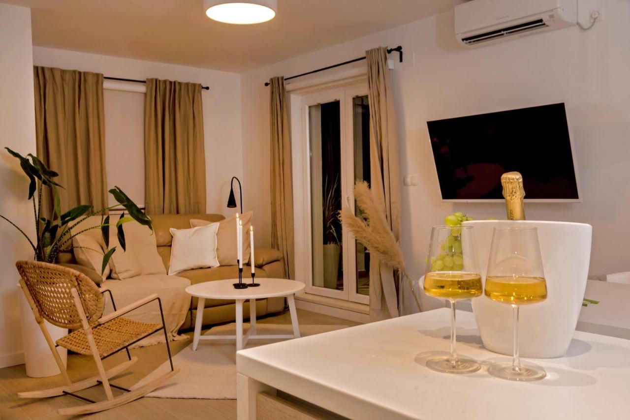 Marula Holiday Home - With Heated Pool Marina Zewnętrze zdjęcie